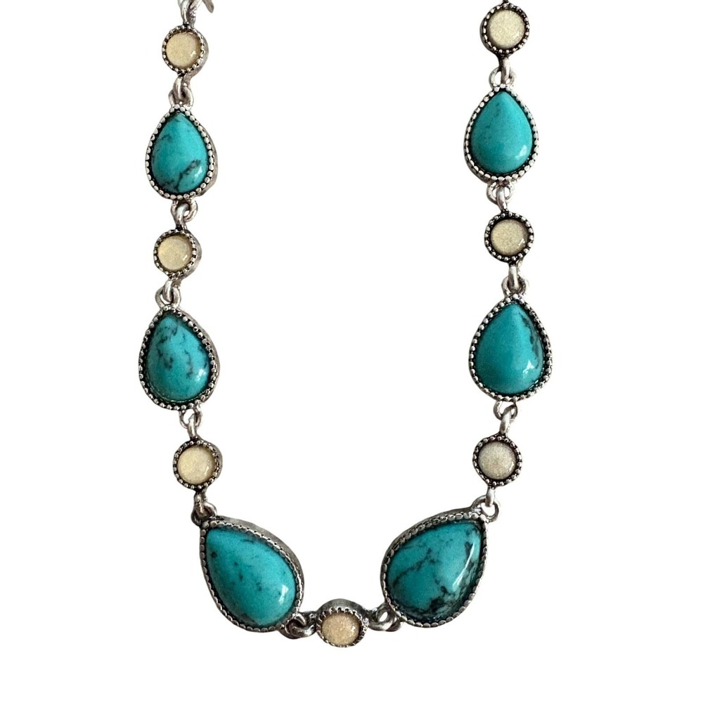 Vintage America Turquoise Teardrop Silver Tone Station Necklace Feather Charm 18